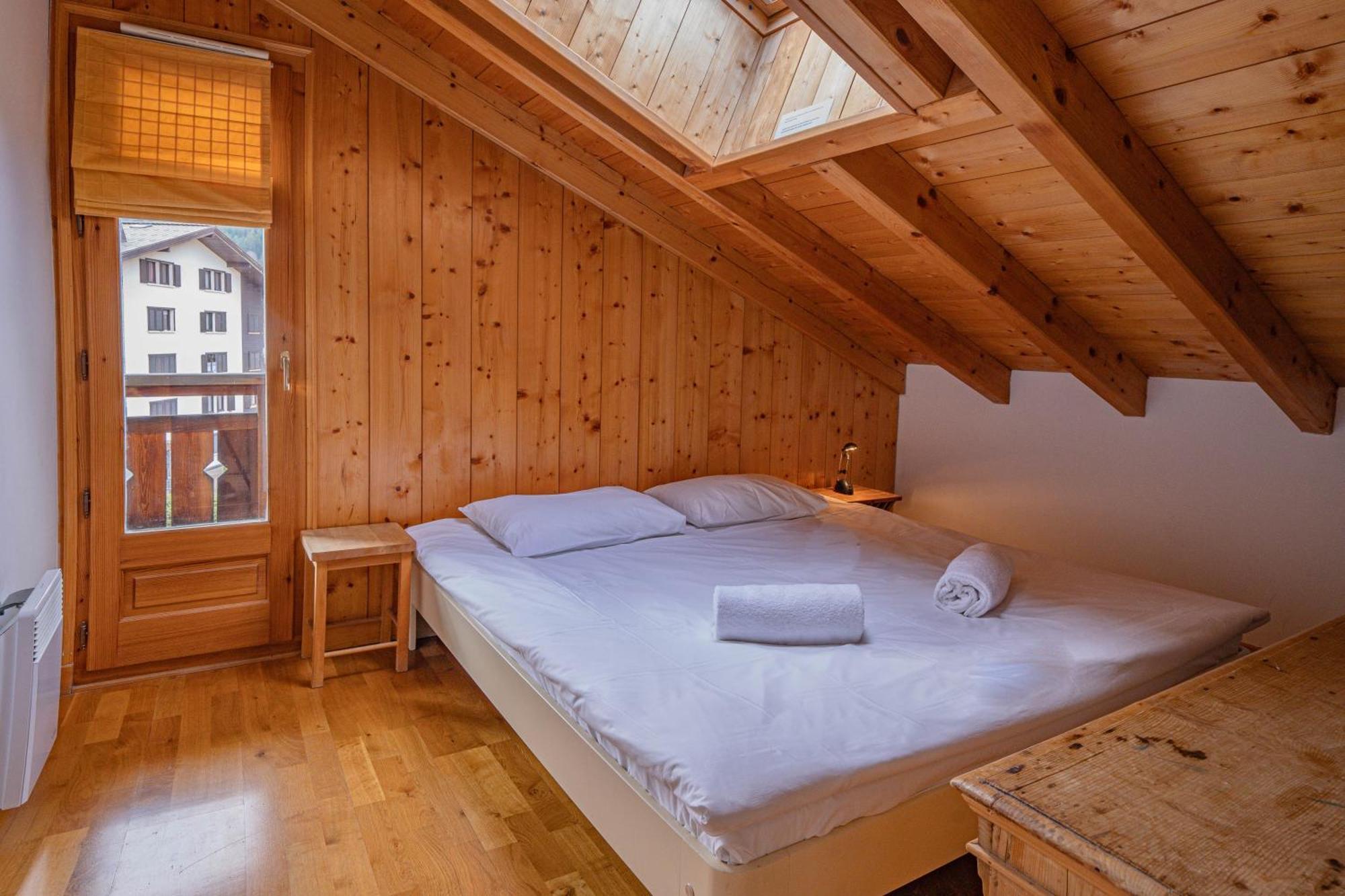Apartment Capucin - A 3 Bedroom Chamonix Mountain Loft Luaran gambar