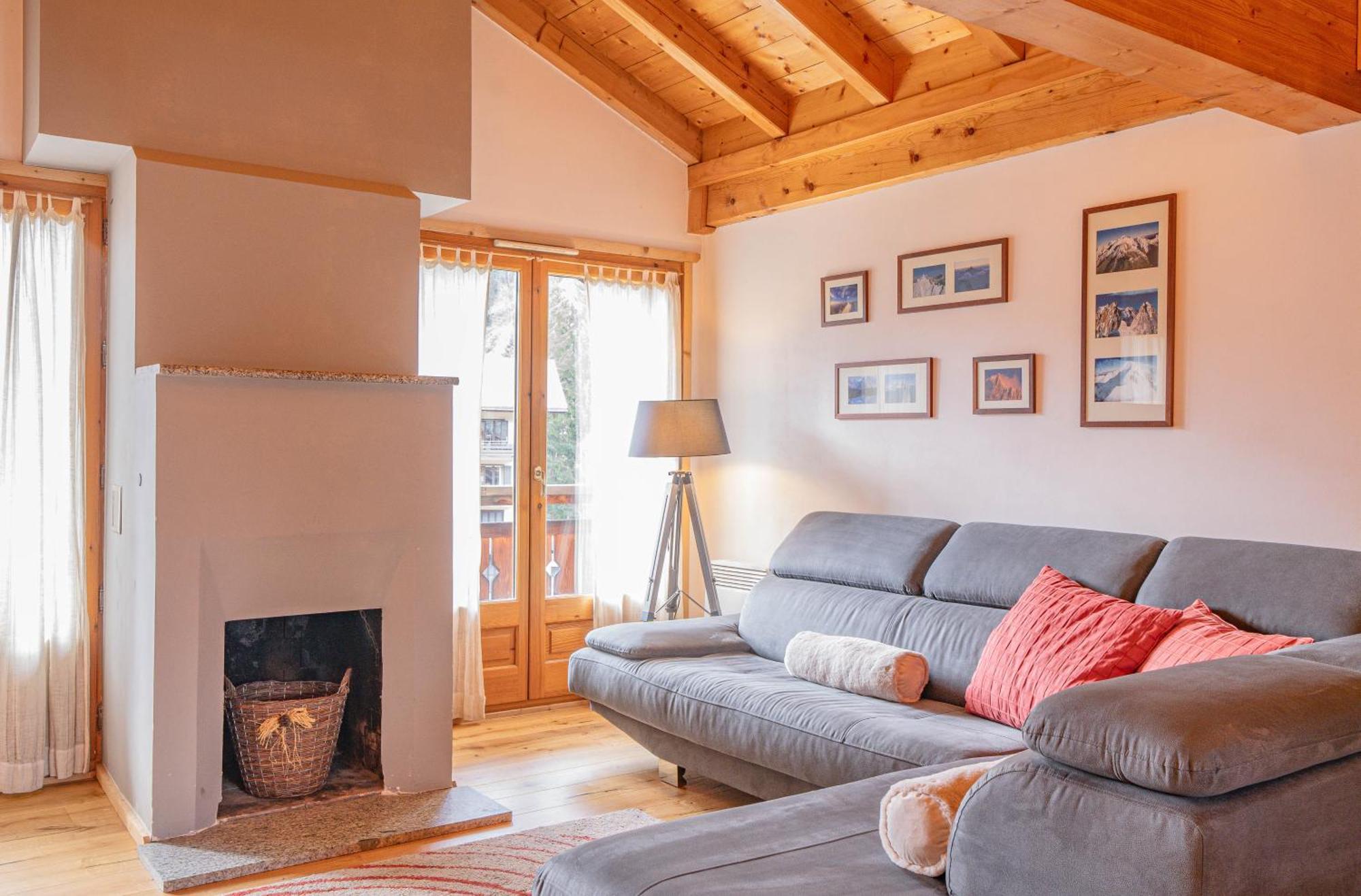 Apartment Capucin - A 3 Bedroom Chamonix Mountain Loft Luaran gambar
