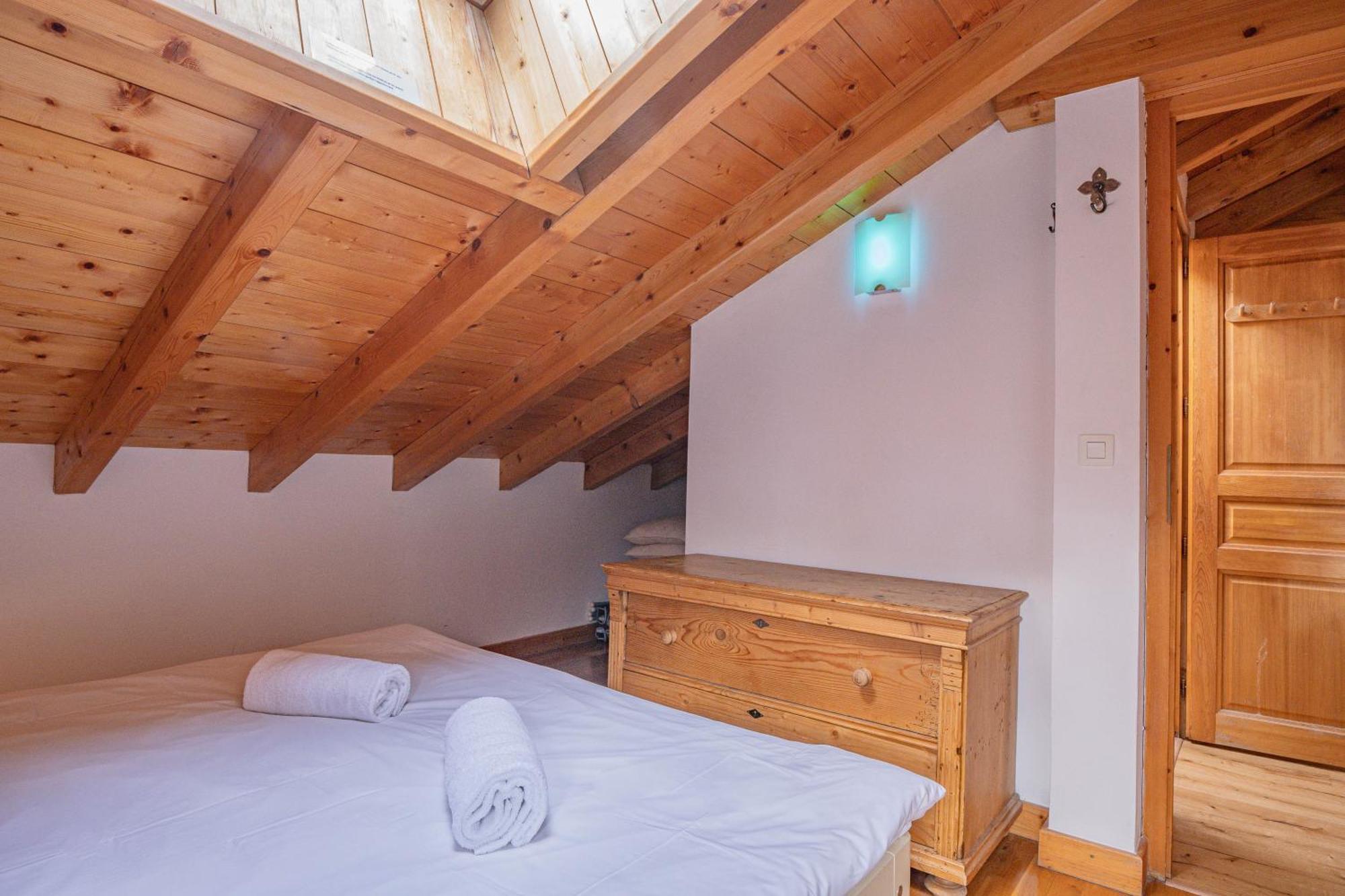 Apartment Capucin - A 3 Bedroom Chamonix Mountain Loft Luaran gambar