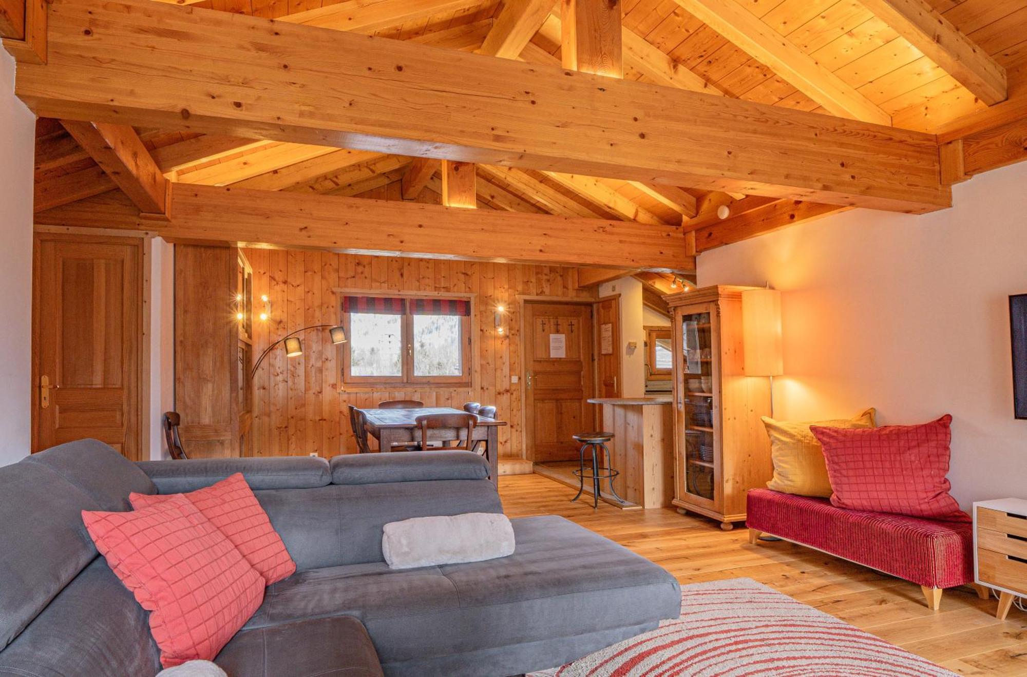 Apartment Capucin - A 3 Bedroom Chamonix Mountain Loft Luaran gambar