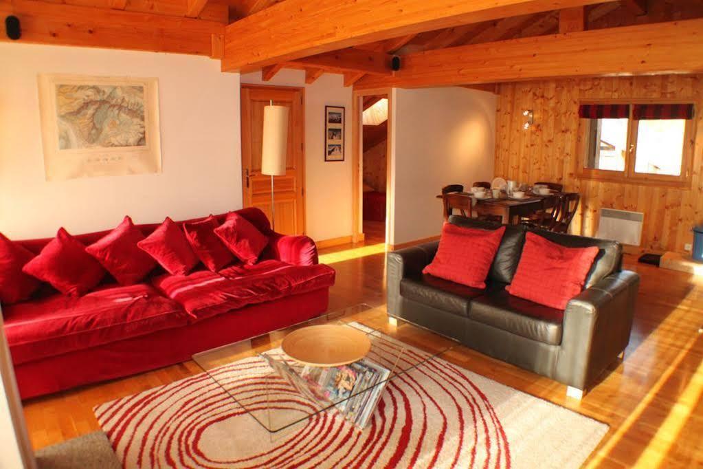 Apartment Capucin - A 3 Bedroom Chamonix Mountain Loft Luaran gambar