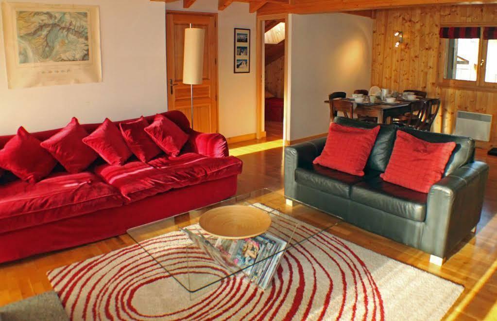 Apartment Capucin - A 3 Bedroom Chamonix Mountain Loft Luaran gambar