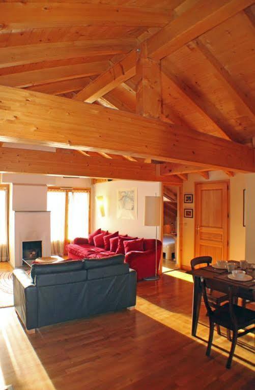 Apartment Capucin - A 3 Bedroom Chamonix Mountain Loft Luaran gambar