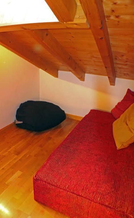 Apartment Capucin - A 3 Bedroom Chamonix Mountain Loft Luaran gambar